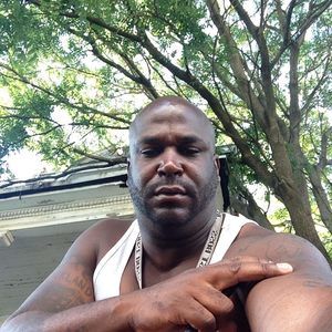 Meet your Posher, Adrian